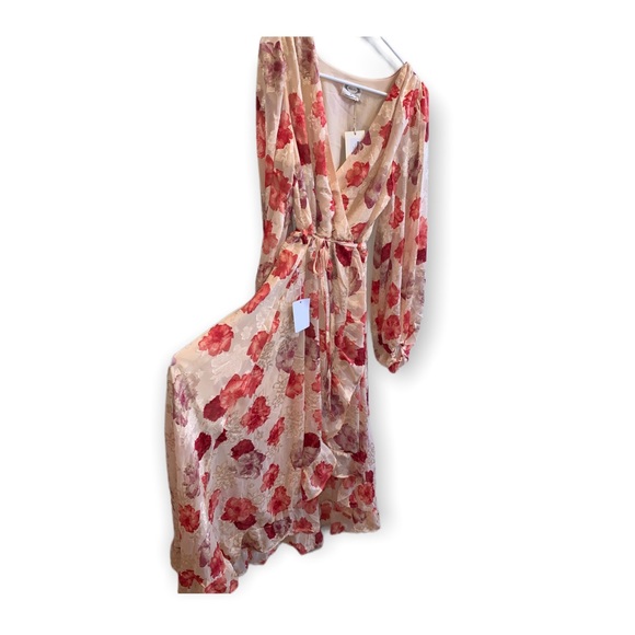 Joyfolie Ella Dress in Cream Rose, size Medium, New with Tags - Picture 8 of 12